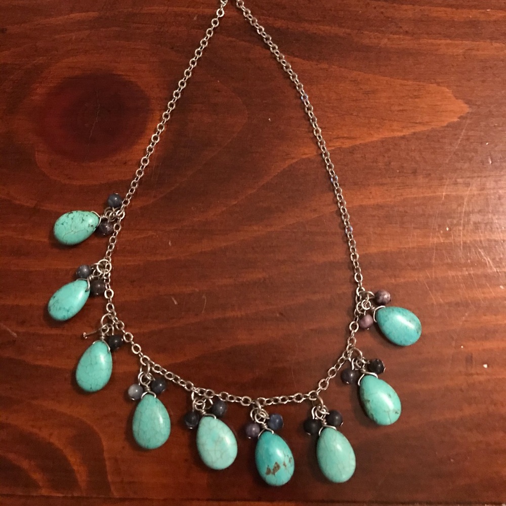 5/$10 Faux Turquoise Necklace